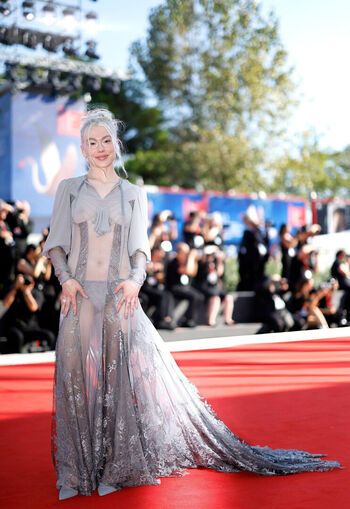 Phoebe bridgers leaked private photo uncensored HD quality