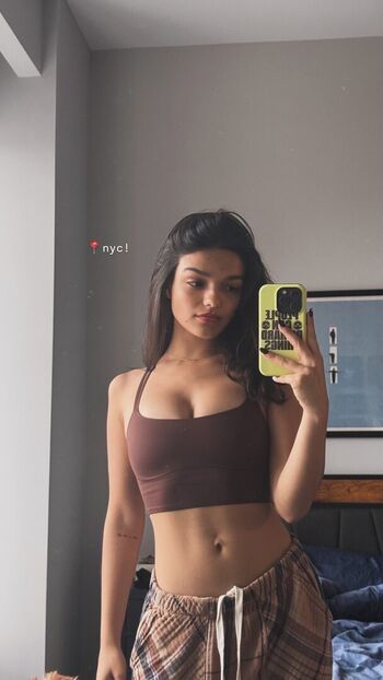 Rachel zegler deepfake page leaked private photo uncensored HD quality