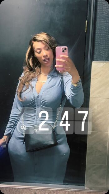 Renadaneen leaked private photo uncensored HD quality