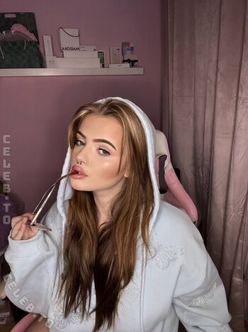 Roselin de leaked private photo uncensored HD quality