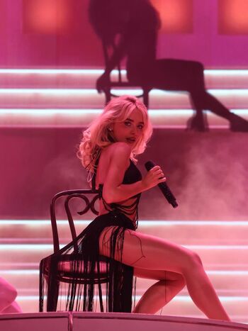 Sabrina carpenter leaked private photo uncensored HD quality