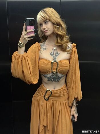 Sallydinosaur leaked private photo uncensored HD quality