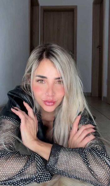 Sandyleinof leaked private photo uncensored HD quality
