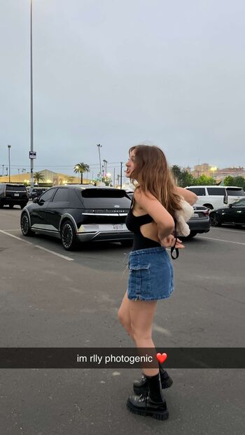 Sara dobrik leaked private photo uncensored HD quality
