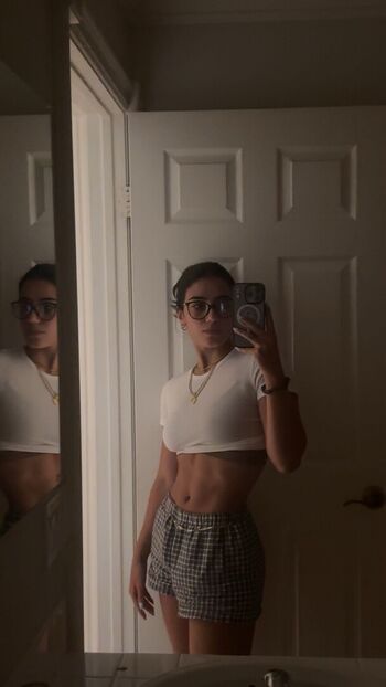 Sara saffari page leaked private photo uncensored HD quality