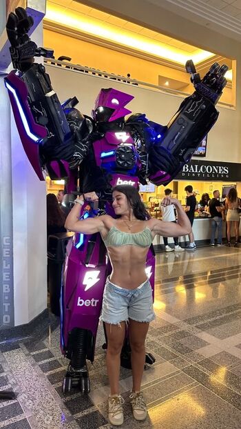 Sara saffari page leaked private photo uncensored HD quality