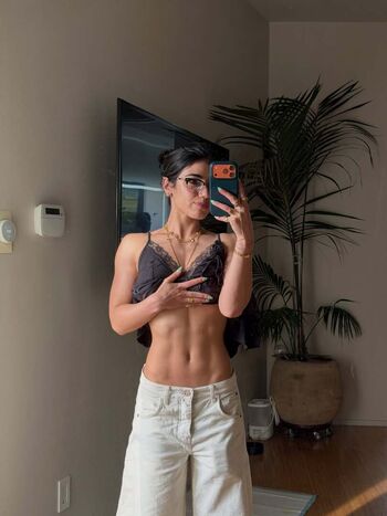 Sara saffari page leaked private photo uncensored HD quality