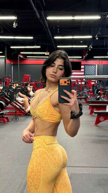 Sara saffari page leaked private photo uncensored HD quality
