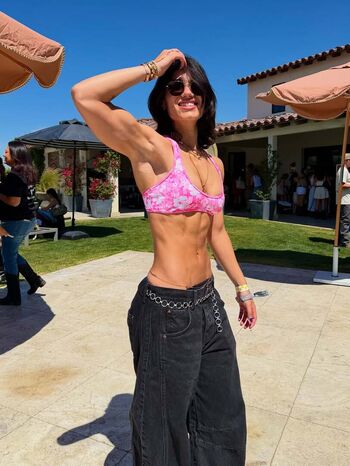 Sara saffari page leaked private photo uncensored HD quality