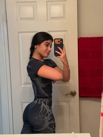 Sara saffari page leaked private photo uncensored HD quality