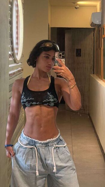 Sara saffari leaked private photo uncensored HD quality