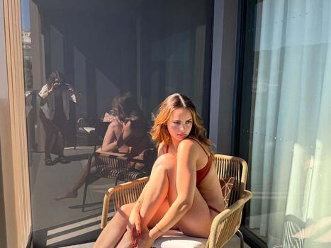 Sarabella harris leaked private photo uncensored HD quality