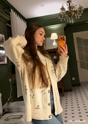 Selti leaked private photo uncensored HD quality