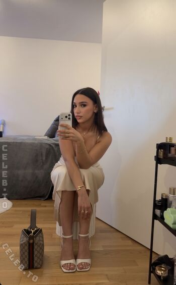 Shakiravv leaked private photo uncensored HD quality