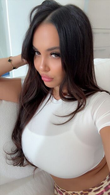 Stella hudgens  page leaked private photo uncensored HD quality