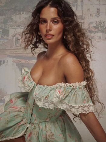 Steph mandich page leaked private photo uncensored HD quality