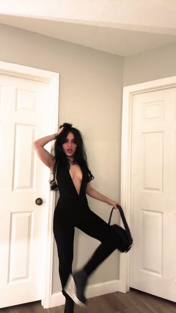 Tara yummy page leaked private photo uncensored HD quality