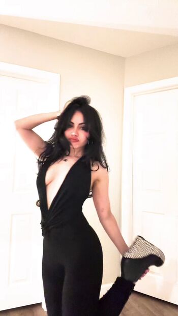 Tara yummy page leaked private photo uncensored HD quality