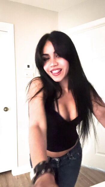 Tara yummy leaked private photo uncensored HD quality