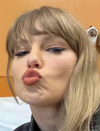 Taylor swift  page leaked private photo uncensored HD quality