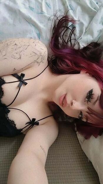 Theakaleina page leaked private photo uncensored HD quality