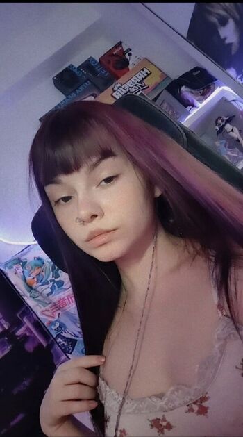 Theakaleina leaked private photo uncensored HD quality