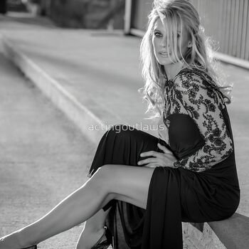 Tricia helfer page leaked private photo uncensored HD quality