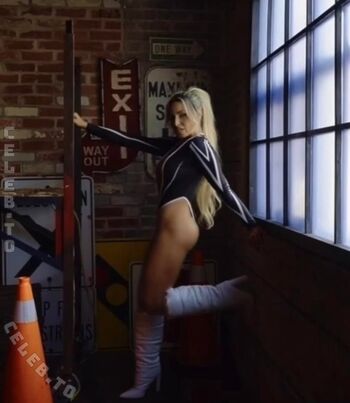 Trish stratus page leaked private photo uncensored HD quality