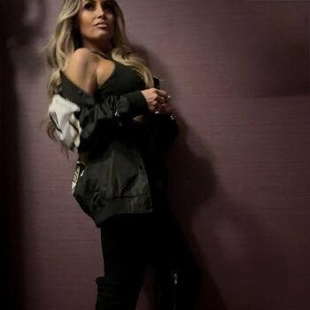 Trish stratus page leaked private photo uncensored HD quality