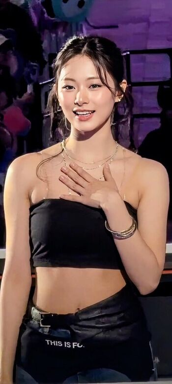Tzuyu page leaked private photo uncensored HD quality