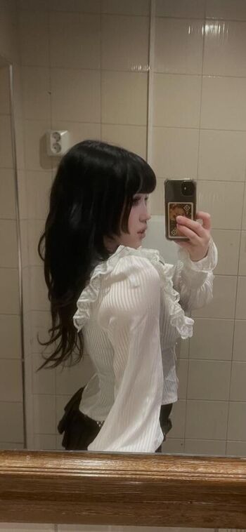 Viviennespage leaked private photo uncensored HD quality