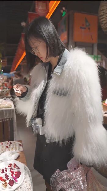 Voyeur asian pissing toilet amp upskirts only page leaked private photo uncensored HD quality