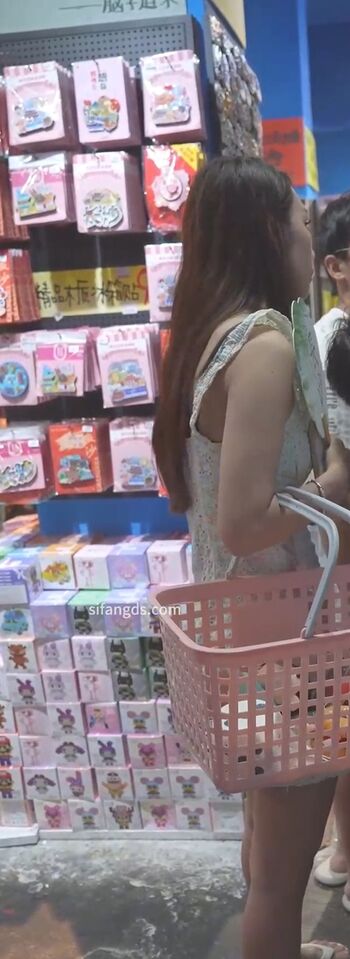 Voyeur asian pissing toilet amp upskirts only page leaked private photo uncensored HD quality