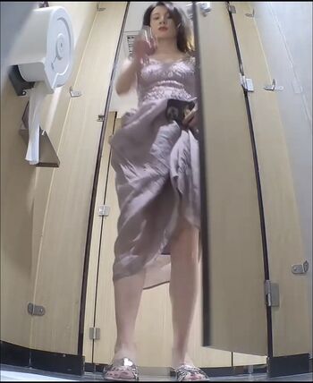 Voyeur asian pissing toilet amp upskirts only page leaked private photo uncensored HD quality