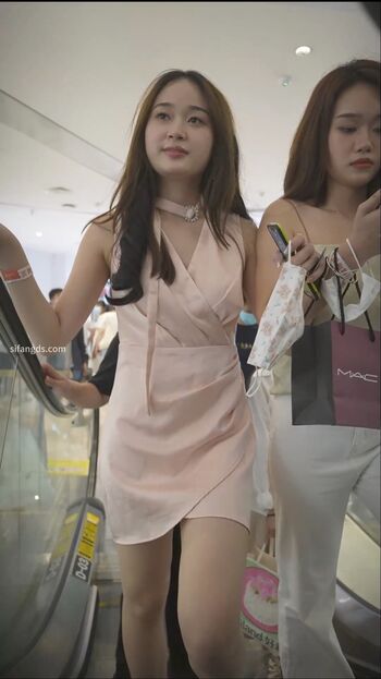 Voyeur asian pissing toilet amp upskirts only page leaked private photo uncensored HD quality