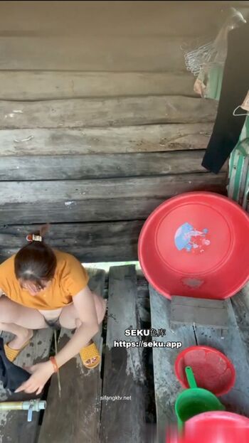 Voyeur asian pissing toilet amp upskirts only page leaked private photo uncensored HD quality