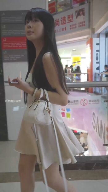 Voyeur asian pissing toilet amp upskirts only page leaked private photo uncensored HD quality