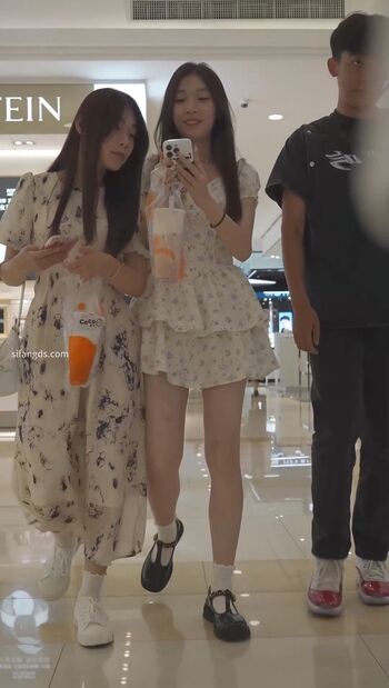 Voyeur asian pissing toilet amp upskirts only page leaked private photo uncensored HD quality