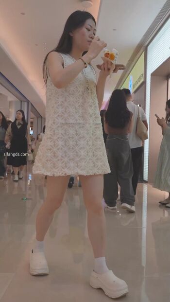 Voyeur asian pissing toilet amp upskirts only page leaked private photo uncensored HD quality