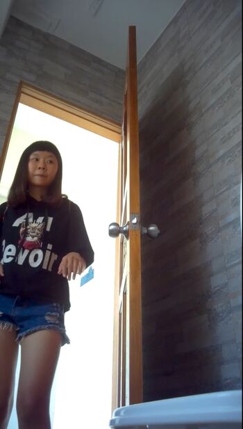 Voyeur asian pissing toilet amp upskirts only page leaked private photo uncensored HD quality