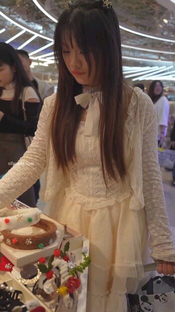 Voyeur asian pissing toilet amp upskirts only page leaked private photo uncensored HD quality