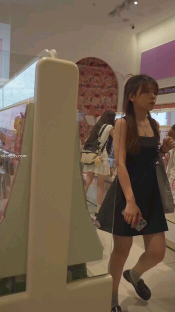 Voyeur asian pissing toilet amp upskirts only page leaked private photo uncensored HD quality