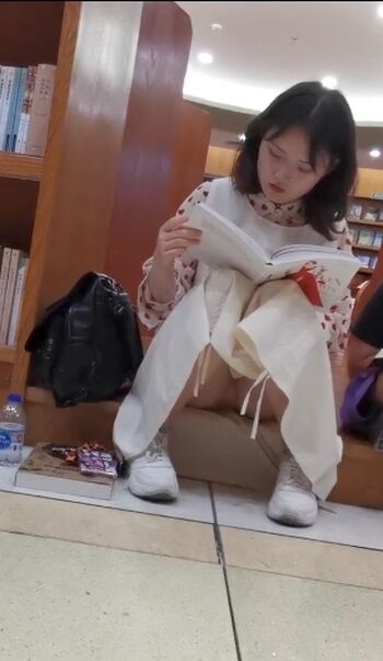 Voyeur asian pissing toilet amp upskirts only page leaked private photo uncensored HD quality