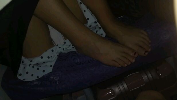 Voyeur asian pissing toilet amp upskirts only page leaked private photo uncensored HD quality