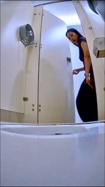 Voyeur asian pissing toilet amp upskirts only page leaked private photo uncensored HD quality