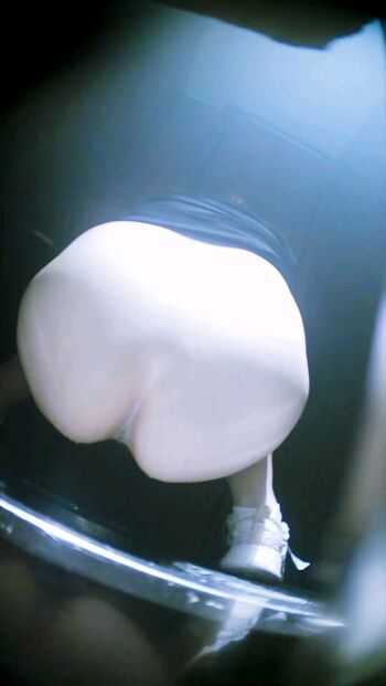 Voyeur asian pissing toilet amp upskirts only page leaked private photo uncensored HD quality