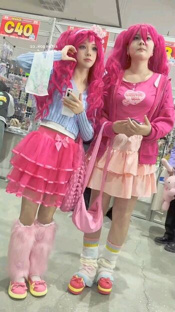 Voyeur asian pissing toilet amp upskirts only page leaked private photo uncensored HD quality