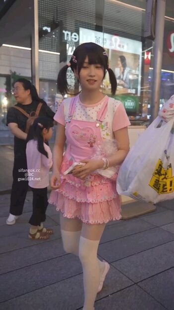 Voyeur asian pissing toilet amp upskirts only page leaked private photo uncensored HD quality