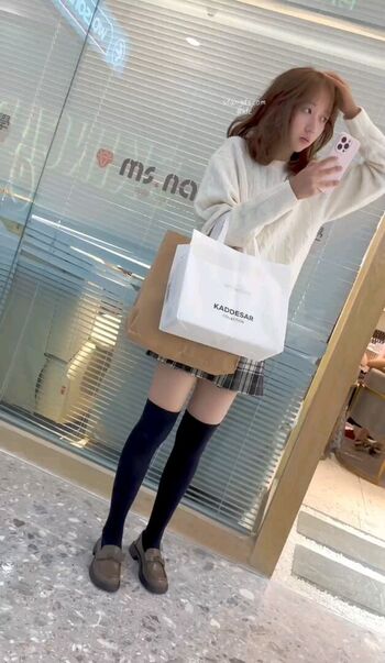 Voyeur asian pissing toilet amp upskirts only leaked private photo uncensored HD quality