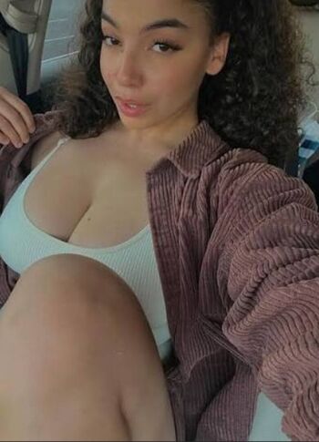 Woahh emily leaked private photo uncensored HD quality